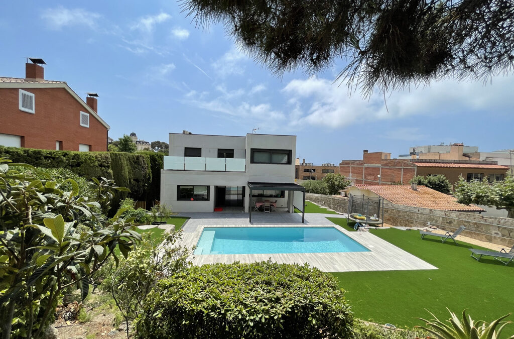 Pérgola bioclimática Alba en Masnou